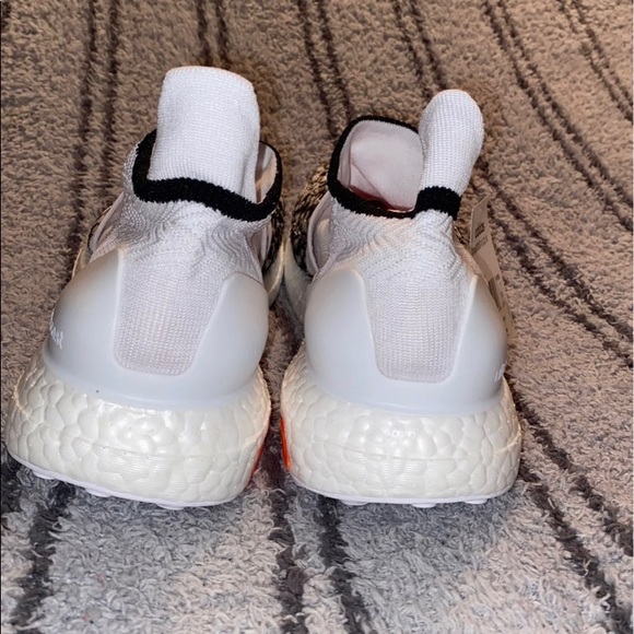 Adidas - Stella McCartney Ultraboost - Picture 4 of 8